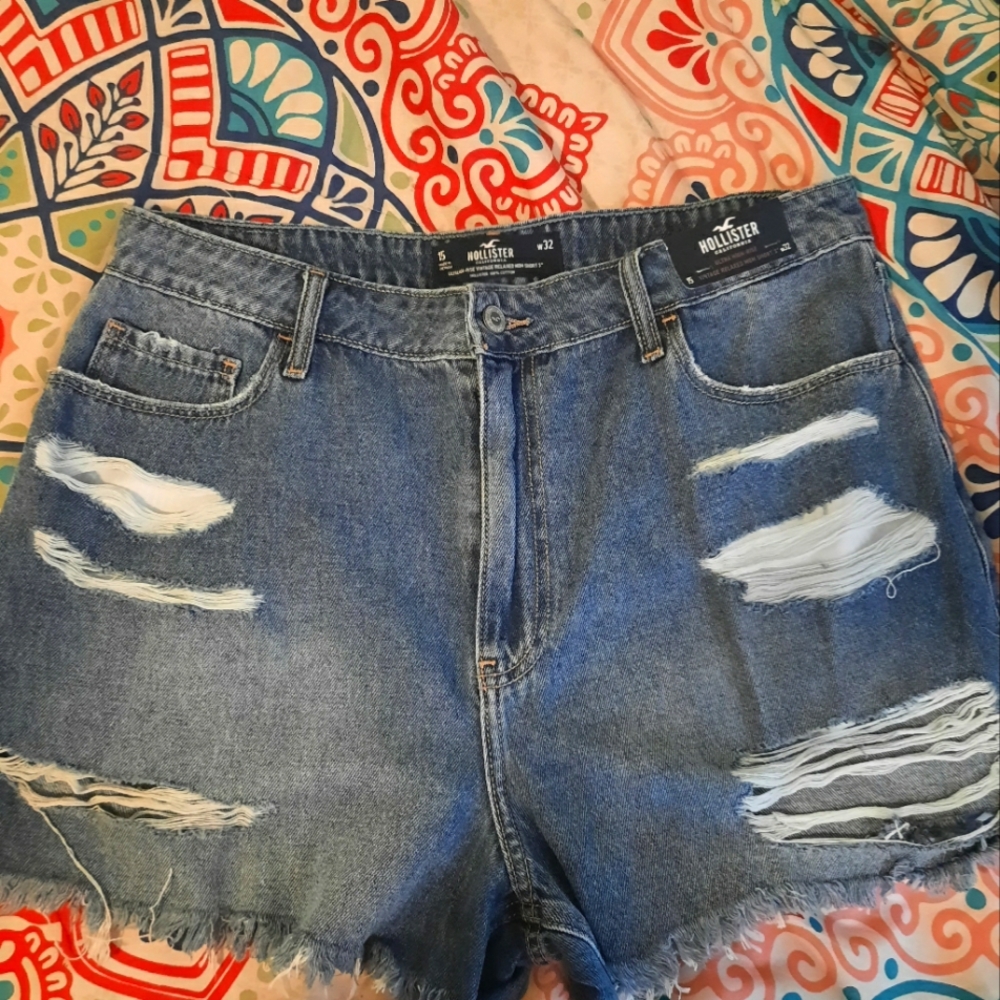 NEW HOLLISTER SHORTS